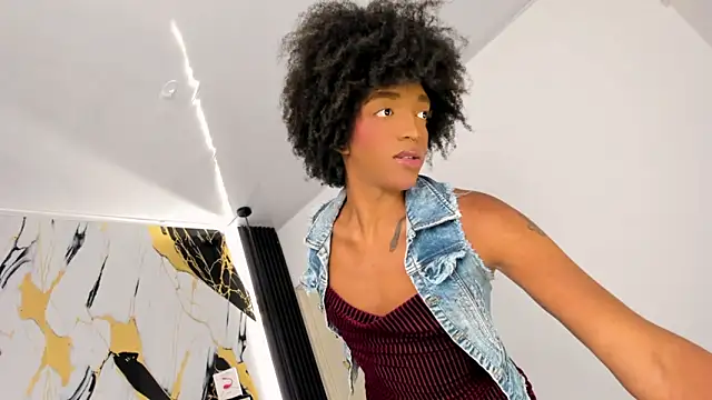 Snapshot of eileen_tanihara chatting on November 26, 10:59 am eileen tanihara online show from November 26, 10:59 am