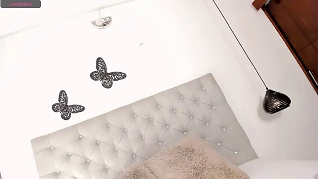 Snapshot of eileen_tanihara chatting on October 24, 10:09 pm eileen tanihara online show from October 24, 10:09 pm