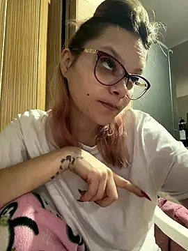 Snapshot of Tasty_Shape chatting on January 12, 5:58 am Tasty Shape online show from January 12, 5:58 am