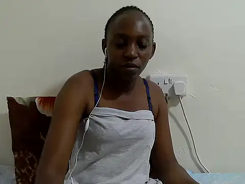 Snapshot of lizbela1 chatting on November 20, 8:53 pm lizbela1 online show from November 20, 8:53 pm