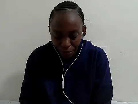 Snapshot of lizbela1 chatting on December 14, 8:25 pm lizbela1 online show from December 14, 8:25 pm