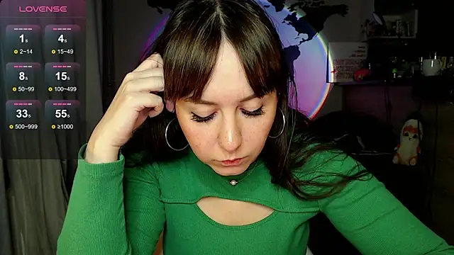 missgenevaonceagain  online show from December 5, 12:10 am