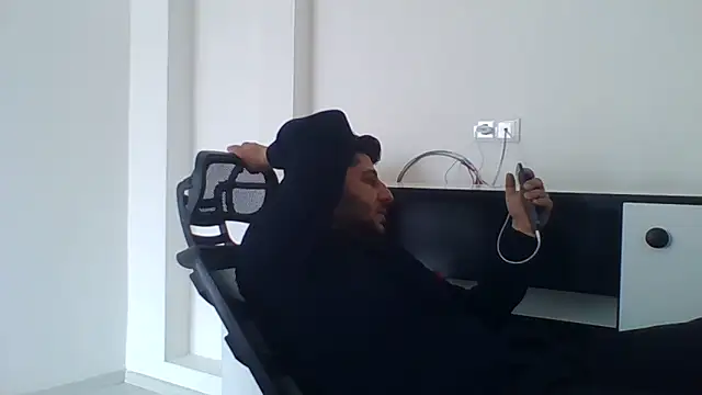 Snapshot of erkekkkadam chatting on January 15, 9:56 am erkekkkadam online show from January 15, 9:56 am