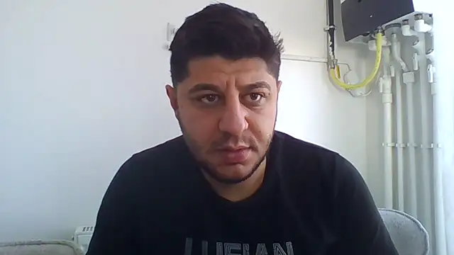 Snapshot of erkekkkadam chatting on January 1, 7:09 am erkekkkadam online show from January 1, 7:09 am