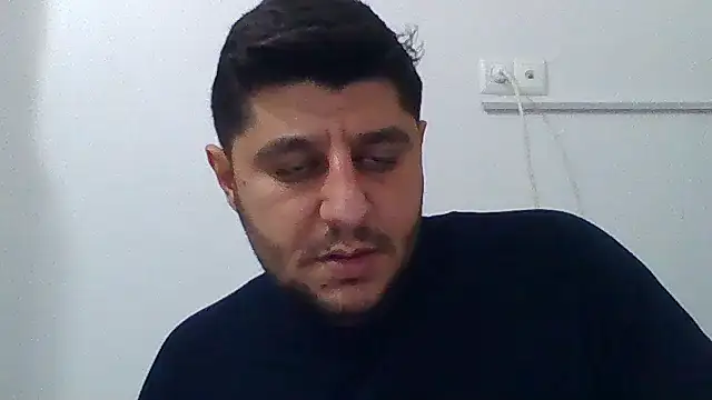 Snapshot of erkekkkadam chatting on November 18, 4:32 pm erkekkkadam online show from November 18, 4:32 pm