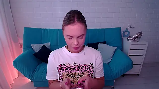 RikaRaily online show from September 14, 6:03 am