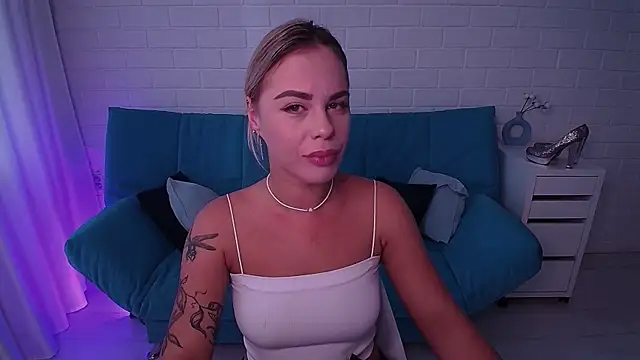 RikaRaily online show from September 10, 5:39 am