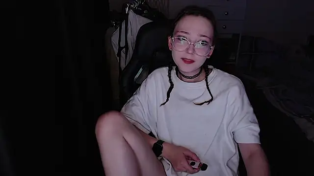 AmeliaKamishiro online show from November 25, 1:39 am