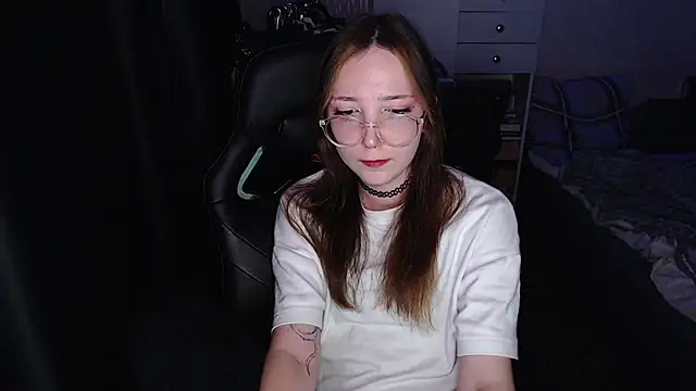 AmeliaKamishiro online show from November 27, 9:32 am