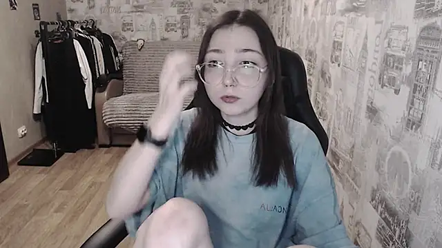 Snapshot of AmeliaKamishiro chatting on March 3, 7:07 pm AmeliaKamishiro online show from March 3, 7:07 pm