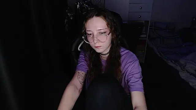 AmeliaKamishiro online show from November 26, 3:56 pm