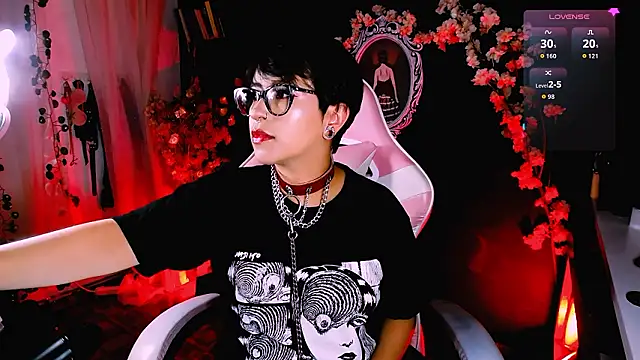 Snapshot of kitty_roxy chatting on March 12, 3:38 pm kitty roxy online show from March 12, 3:38 pm