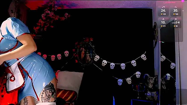 kitty roxy online show from October 25, 8:02 am