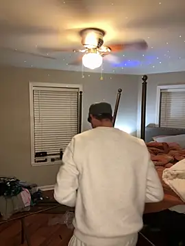 Snapshot of MnM4ever chatting on November 10, 3:00 am MnM4ever online show from November 10, 3:00 am