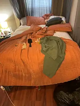 Snapshot of MnM4ever chatting on November 12, 9:51 pm MnM4ever online show from November 12, 9:51 pm