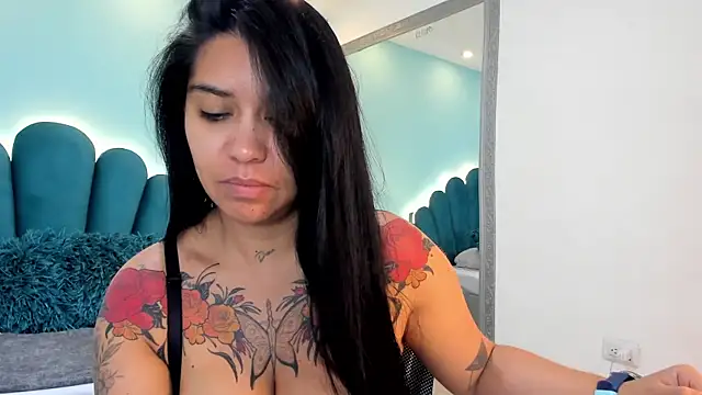 sharlott18 online show from February 24, 3:02 pm