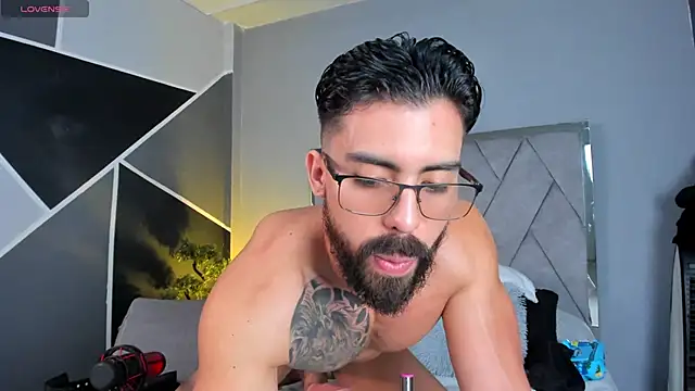 Markbrown online show from March 16, 11:59 pm