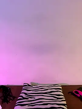 Snapshot of Felicia_smok3 chatting on November 1, 2:51 am Felicia smok3 online show from November 1, 2:51 am