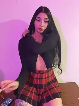 Snapshot of Felicia_smok3 chatting on January 18, 3:31 am Felicia smok3 online show from January 18, 3:31 am