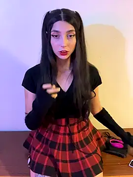 Snapshot of Felicia_smok3 chatting on December 5, 2:21 am Felicia smok3 online show from December 5, 2:21 am