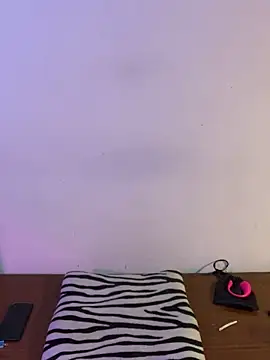 Snapshot of Felicia_smok3 chatting on December 2, 1:50 am Felicia smok3 online show from December 2, 1:50 am