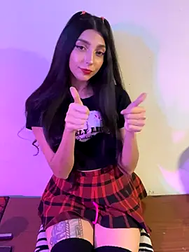 Snapshot of Felicia_smok3 chatting on October 2, 2:37 am Felicia smok3 online show from October 2, 2:37 am