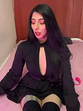 Snapshot of Felicia_smok3 chatting on July 8, 3:08 am Felicia smok3 online show from July 8, 3:08 am