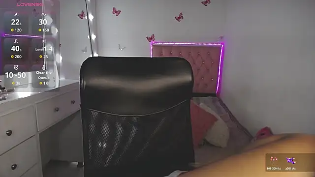 Snapshot of Celeste__sweetx chatting on November 19, 10:54 pm Celeste sweetx online show from November 19, 10:54 pm