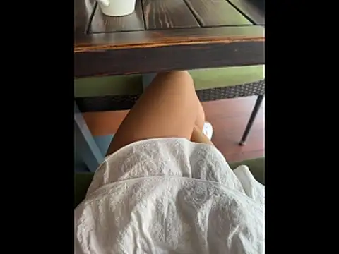 Snapshot of Miss_Flexi_fit chatting on June 16, 11:21 am Miss Flexi fit online show from June 16, 11:21 am