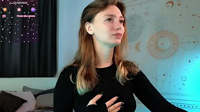 SwettyMolly online show from September 19, 6:17 am