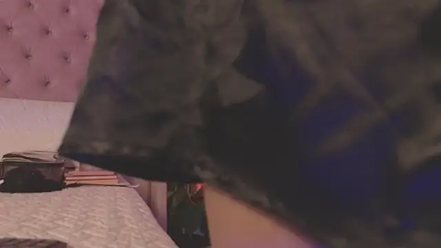  Linoshka 1 online show from April 17, 8:22 pm