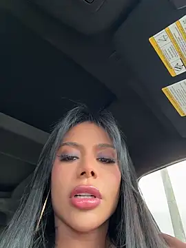 HOT LADY 777 online show from May 10, 3:58 pm