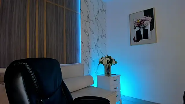 IsabellaAllen online show from February 24, 11:05 pm