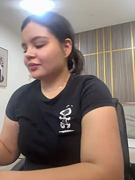 Snapshot of IsabellaAllen chatting on July 12, 8:42 pm IsabellaAllen online show from July 12, 8:42 pm