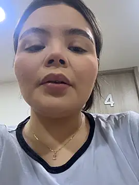 IsabellaAllen online show from April 5, 8:48 pm