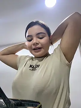 IsabellaAllen online show from October 4, 11:17 pm