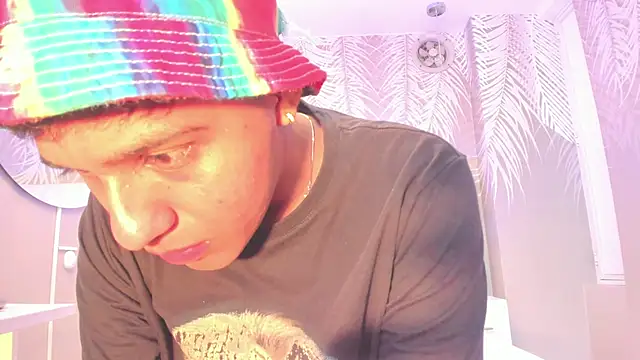 Snapshot of joel_tyler chatting on November 7, 8:46 pm joel tyler online show from November 7, 8:46 pm