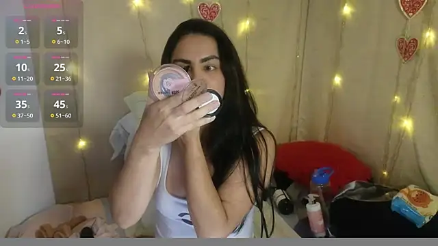 lovely trix online show from March 26, 6:39 pm