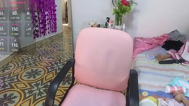 Snapshot of lovely_trix chatting on November 7, 3:27 pm lovely trix online show from November 7, 3:27 pm