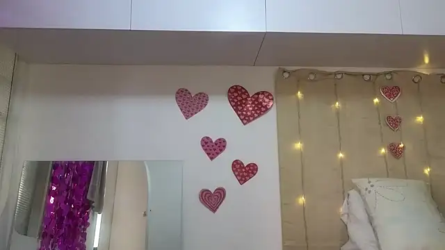 lovely trix online show from March 24, 3:01 pm