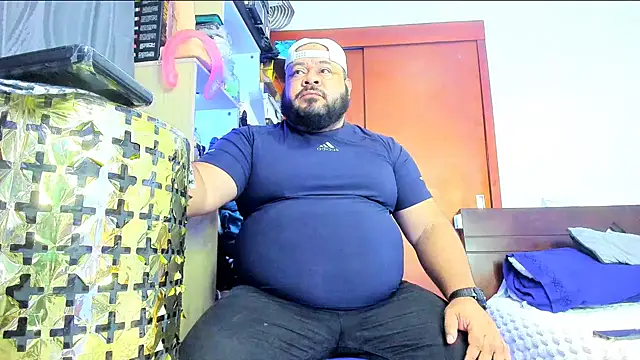 Snapshot of Latino_bigcock chatting on July 12, 7:37 pm Latino bigcock online show from July 12, 7:37 pm