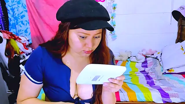 SofiaOlivares online show from March 9, 9:51 pm