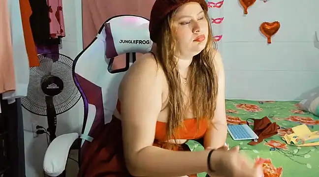 Snapshot of SofiaOlivares chatting on February 5, 2:29 am SofiaOlivares online show from February 5, 2:29 am