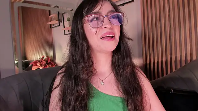 Eva Macalliter online show from April 23, 3:13 am