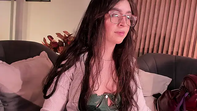 Eva Macalliter online show from May 29, 3:12 am