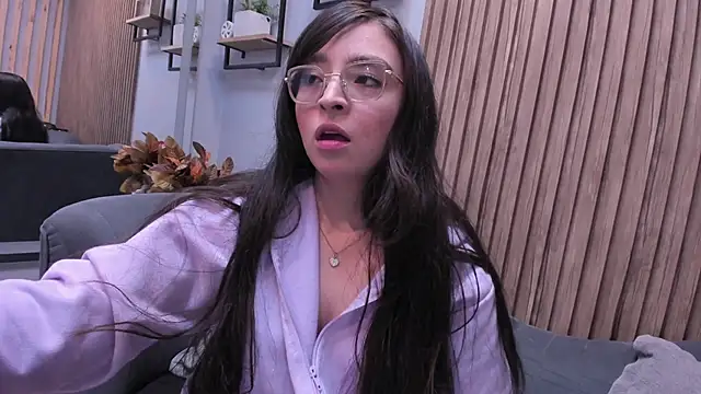 Eva Macalliter online show from September 17, 2:08 pm