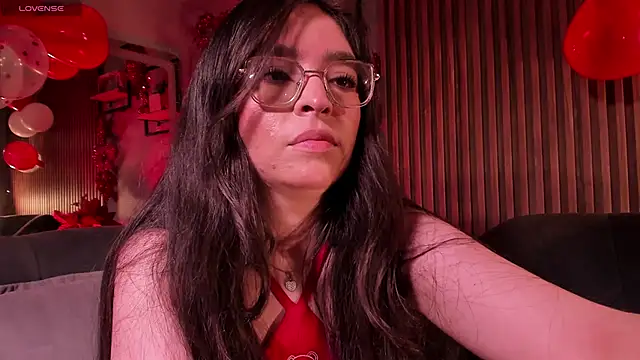 Eva Macalliter online show from February 12, 3:17 am