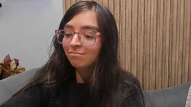 Eva Macalliter online show from March 16, 3:47 am