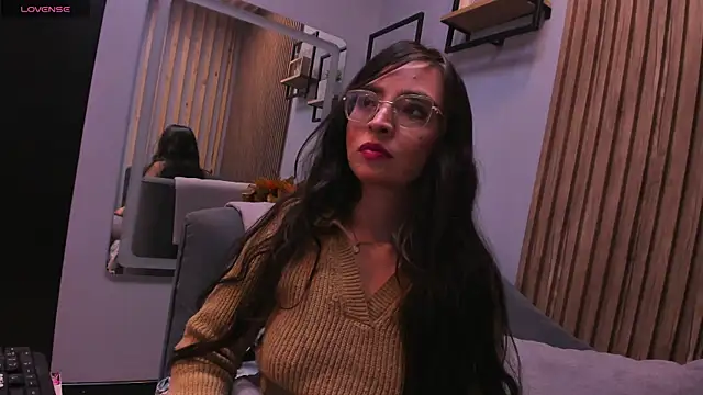 Eva Macalliter online show from November 21, 4:11 am