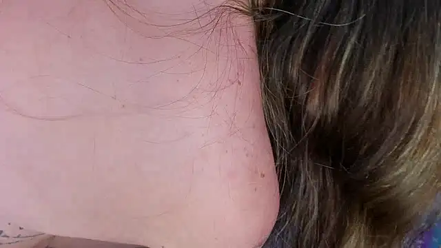 HornySlut69  online show from February 8, 8:06 pm